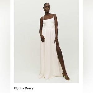 Reformation Florina dress. Size 4, ivory, NWT and matching belt